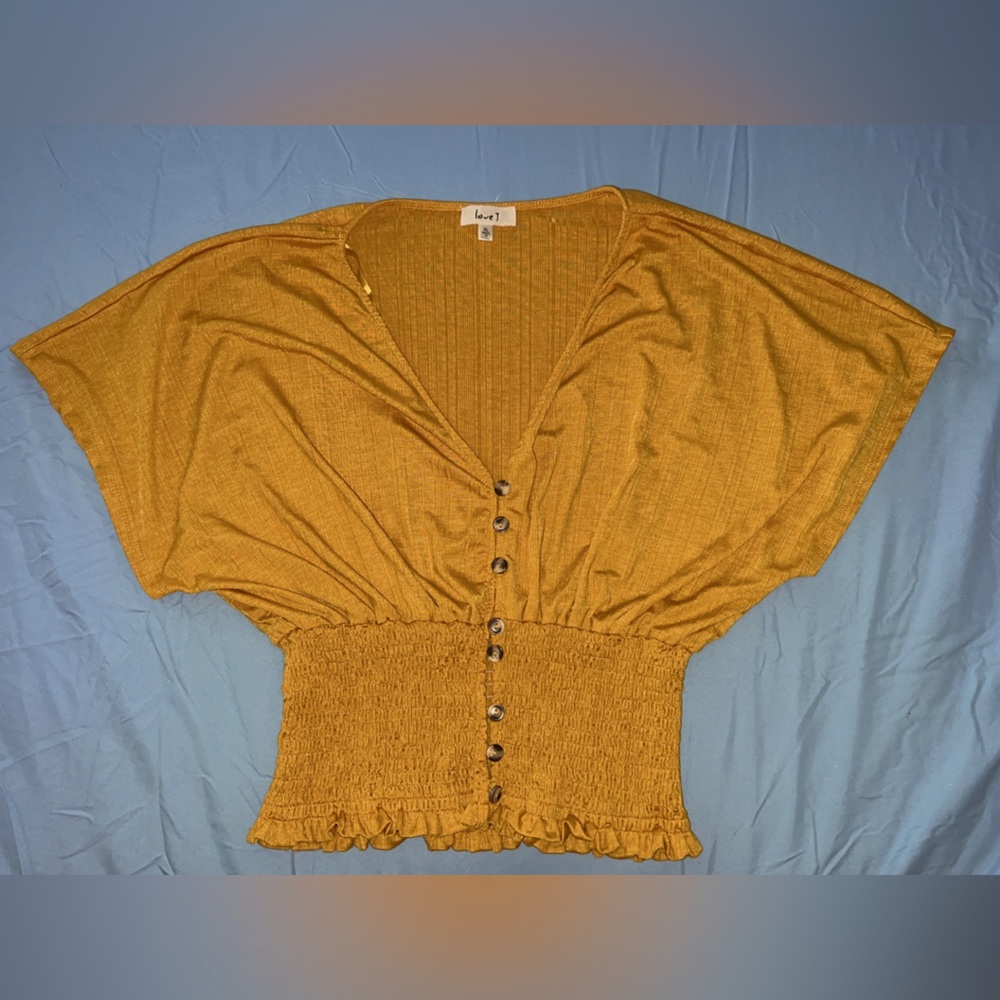 Cute love j mustard color top size XL